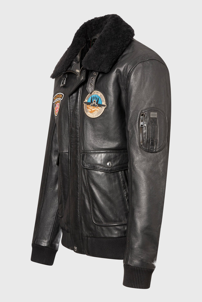 Lederjacke im Piloten- Stil