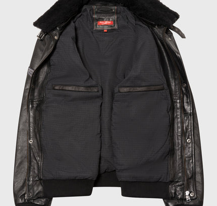 Lederjacke im Piloten-Stil